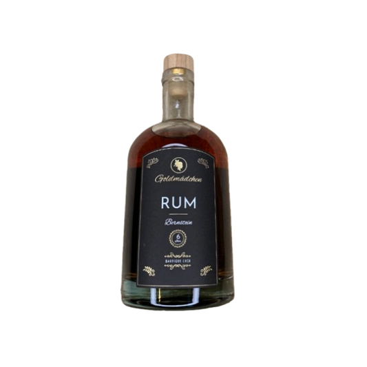 Deutscher Rum Goldmädchen im Barrique Cask 6 Jahre gereift, Geschmack: verschiedenste Aromen nach Vanille, Karamell und Orange die den Geschmack vergolden